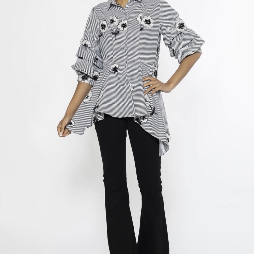 Gracia Unbalanced Peplum Top